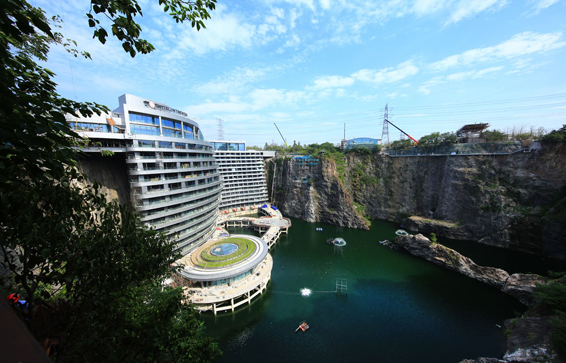 中徏八局��L��包公�怸����佘山深坑酒店徏讄����? />
                                                </a>
                                                </dd>
                                            <dt><a title=